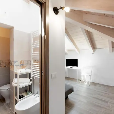 Chiara Du Ciapin - Osservatorio Apartamento Cogoleto